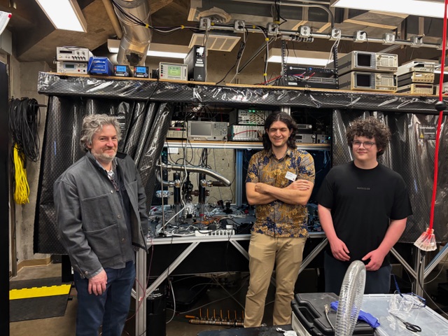 Equipment in the Olsen Lab at Lewis & Clark College